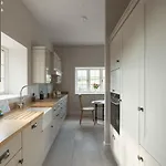 Farlam Hall & Restaurant 4*