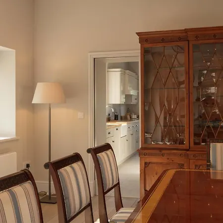 Farlam Hall & Restaurant Отель Брамптон