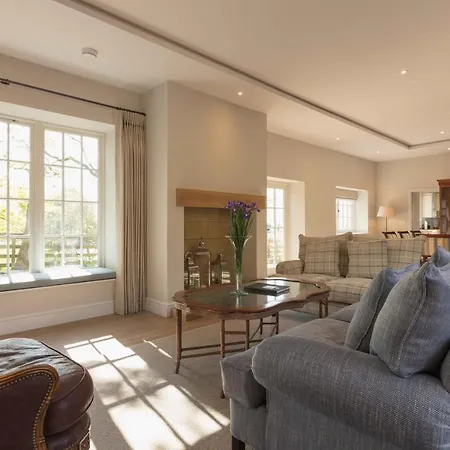 Отель Farlam Hall & Restaurant Брамптон