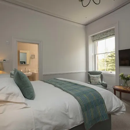 Отель Farlam Hall & Restaurant 4*