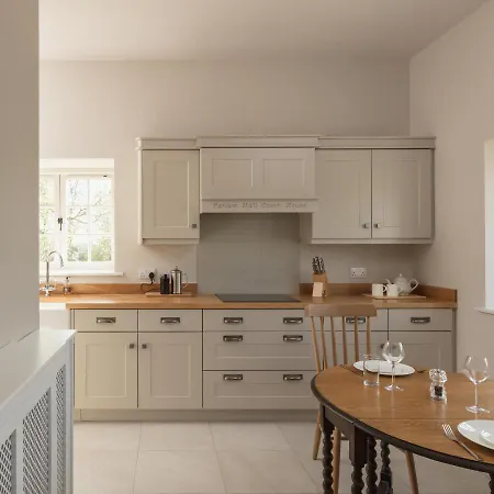 Farlam Hall & Restaurant Hotel 4*