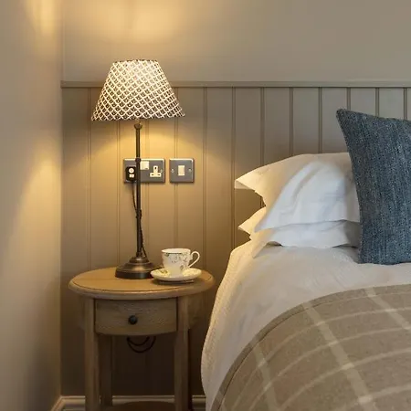 Farlam Hall & Restaurant Отель Брамптон