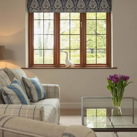 Farlam Hall & Restaurant Отель Брамптон