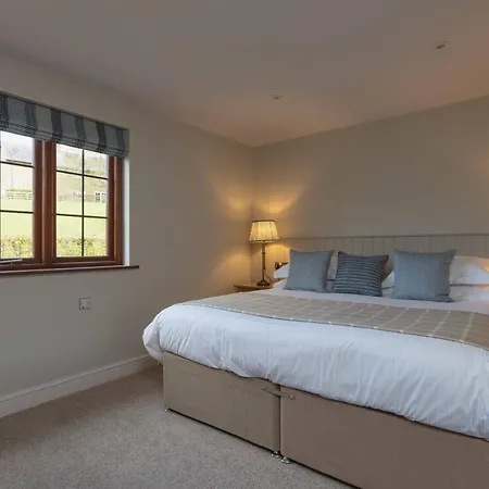 Farlam Hall & Restaurant Брамптон