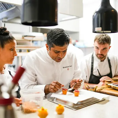 Farlam Hall & Restaurant Отель 4*