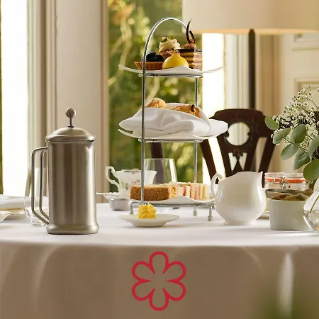 Farlam Hall & Restaurant Отель Брамптон