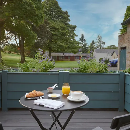 Farlam Hall & Restaurant Отель Брамптон