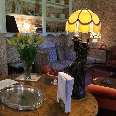 Farlam Hall & Restaurant Hotel 4*