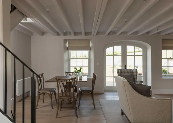 Hotel Farlam Hall & Restaurant 4*