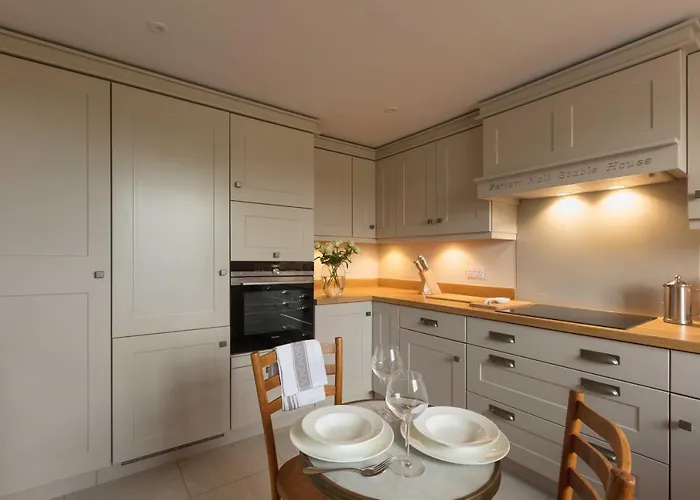 Hotel Farlam Hall & Restaurant