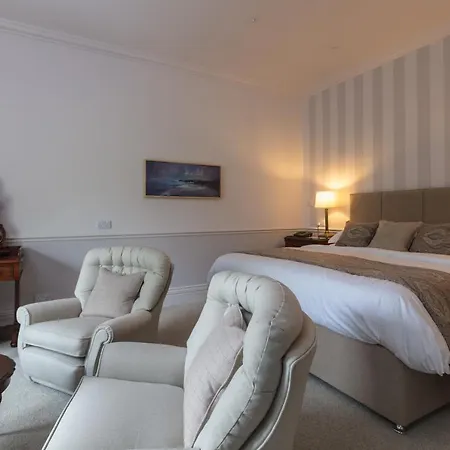 Farlam Hall & Restaurant 4*
