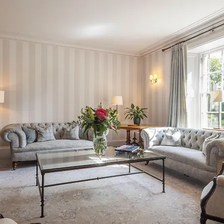 Farlam Hall & Restaurant 4*