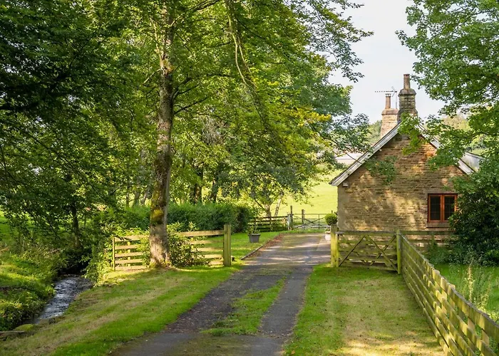 Farlam Hall & Restaurant Hotel 4*