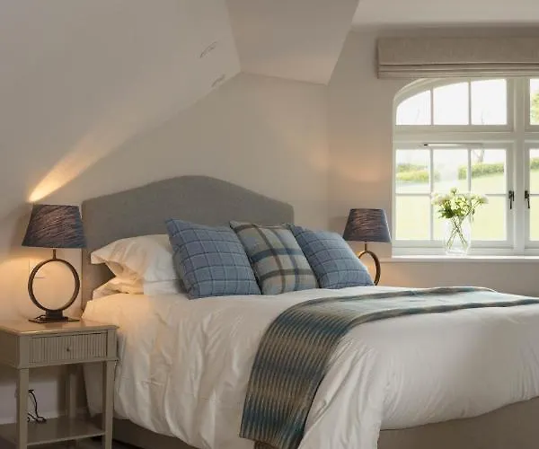 Hotel Farlam Hall & Restaurant 4*