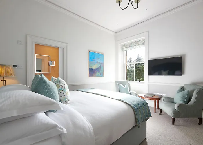 Farlam Hall & Restaurant Hotel 4*